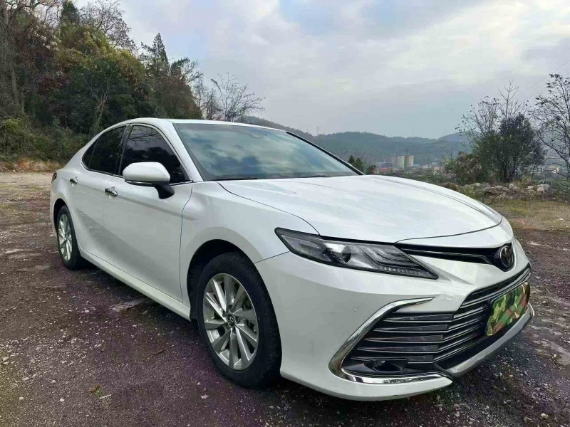 岳阳22年丰田凯美瑞2