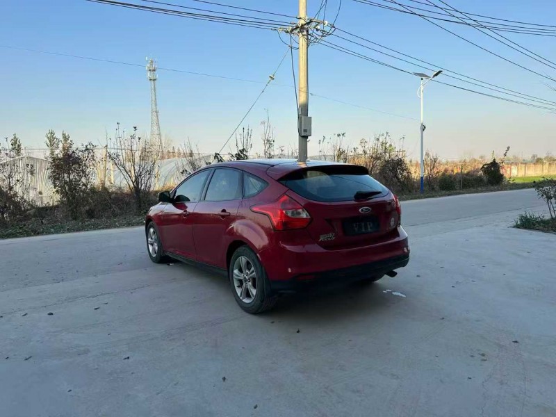 徐州13年福特福克斯3