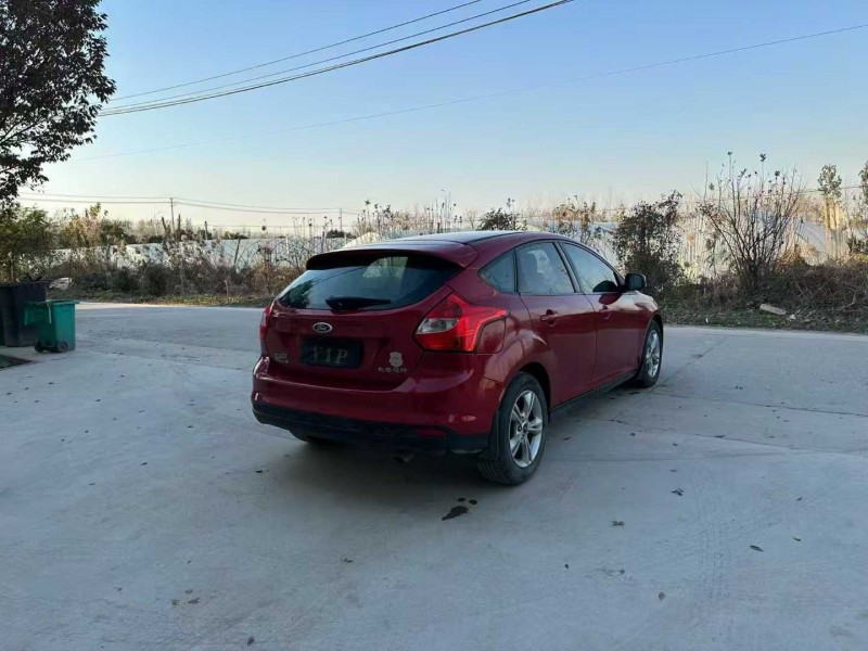 徐州13年福特福克斯4