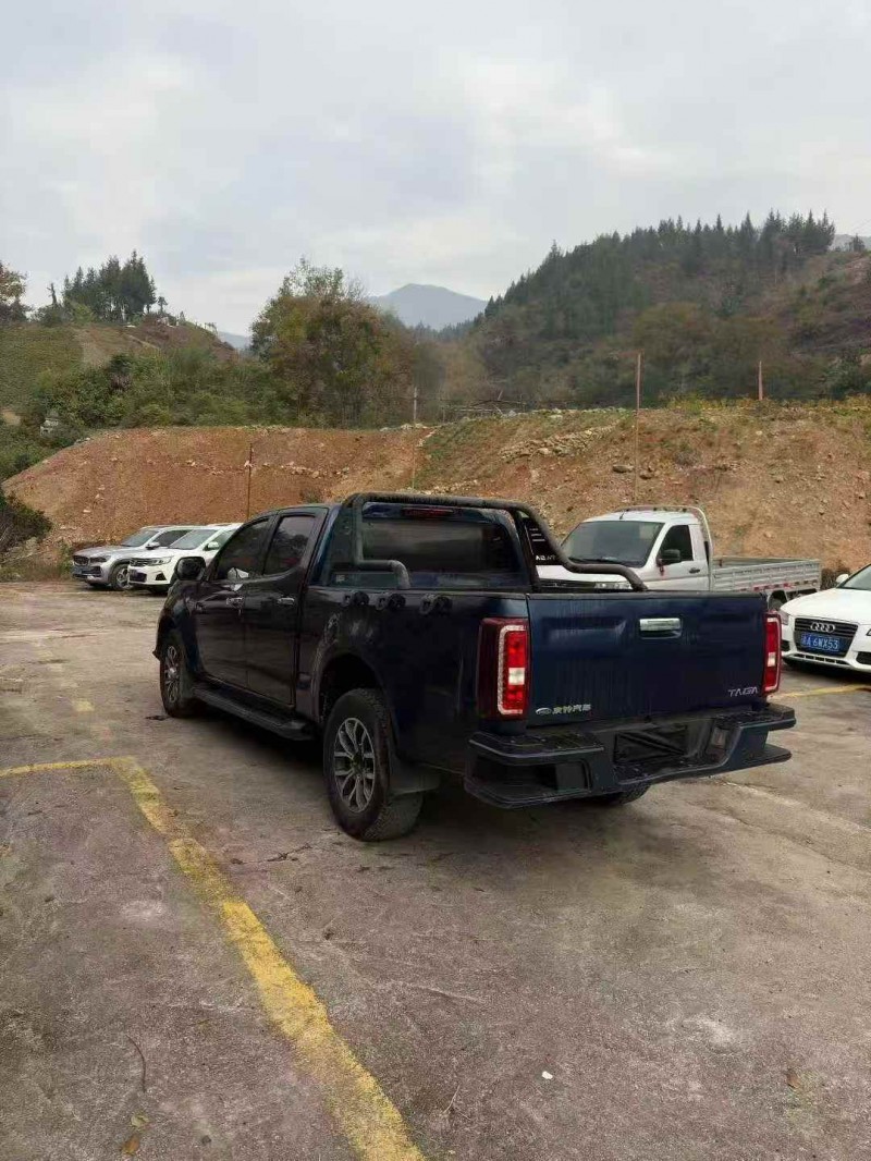 重庆22年五十铃皮卡3