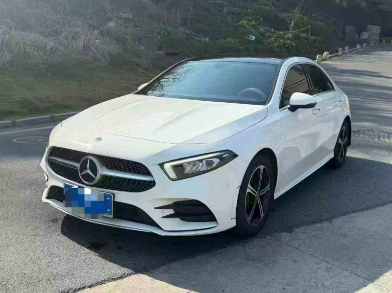 漳州22年奔驰A3