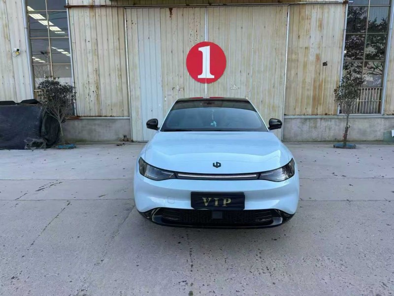 徐州23年零跑汽车C011