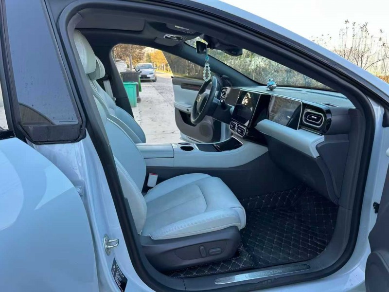 徐州23年零跑汽车C018