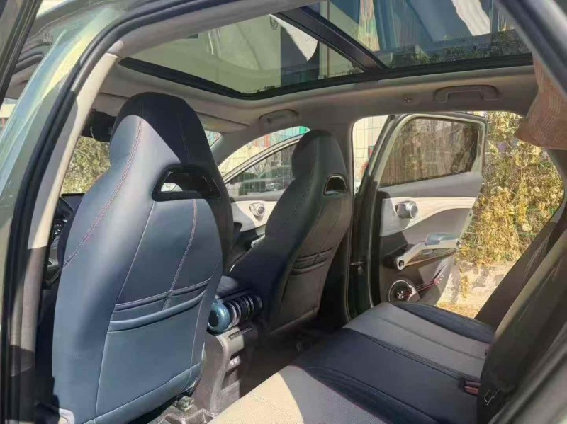 九江23年比亚迪元4