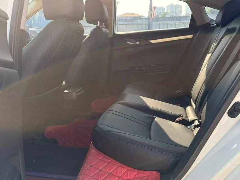 东莞19年本田思域5