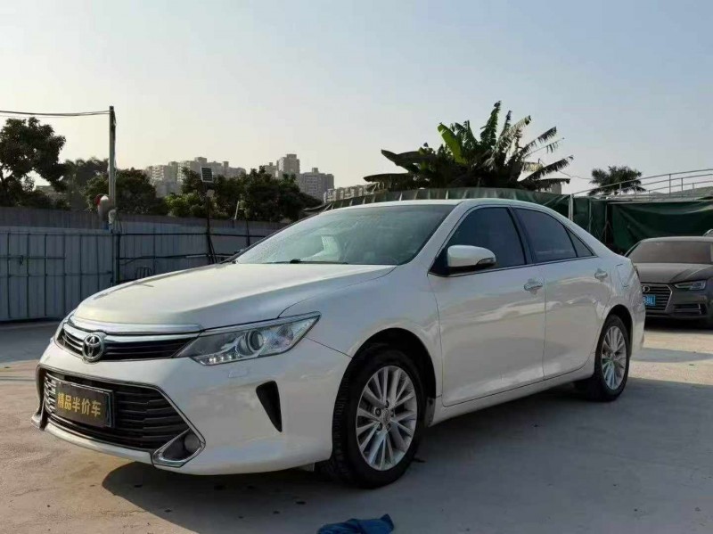 东莞16年丰田凯美瑞2