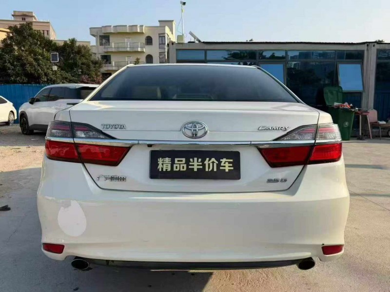 东莞16年丰田凯美瑞7