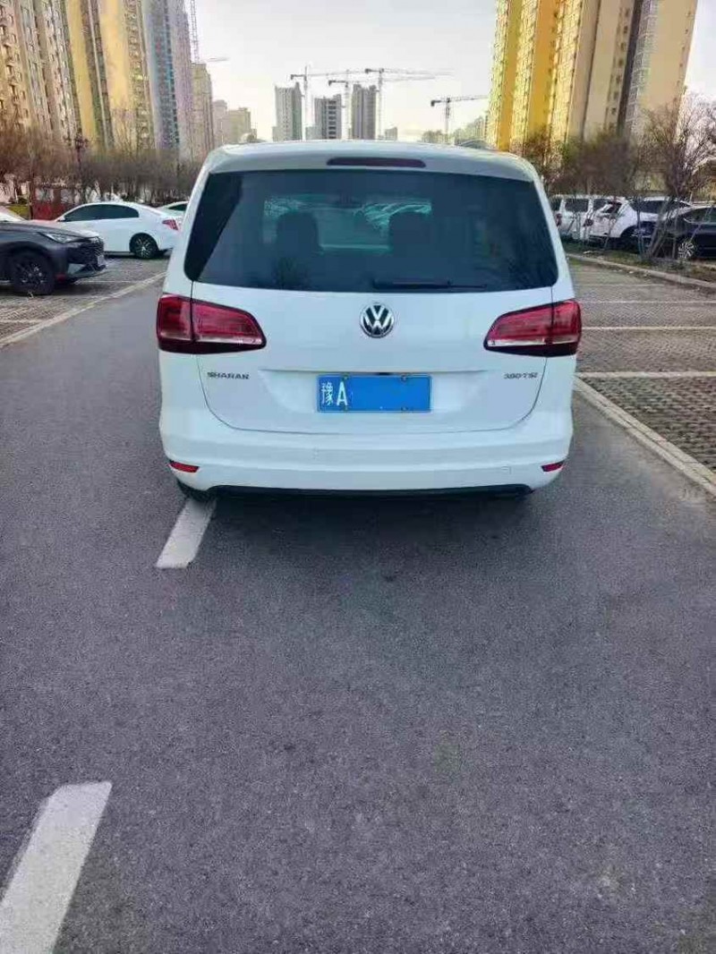 安阳17年大众夏朗3