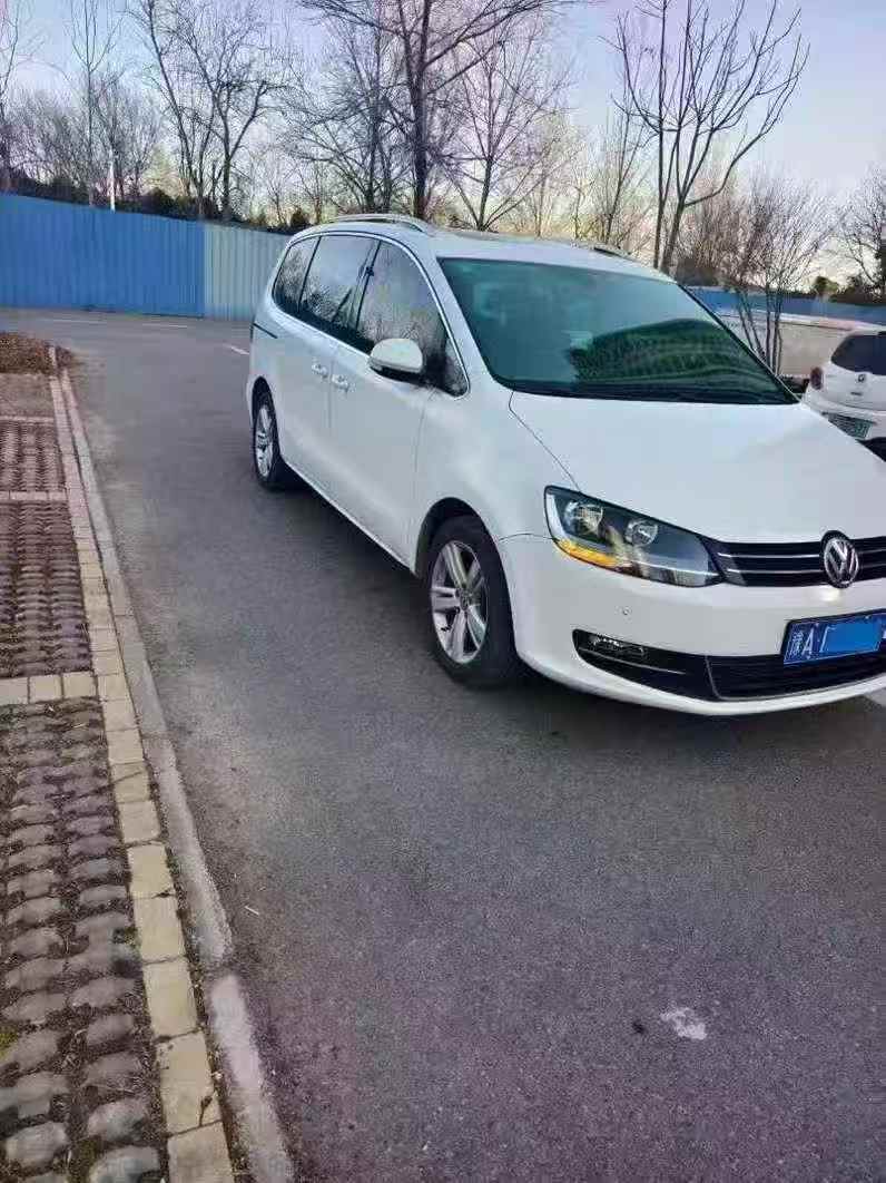 安阳17年大众夏朗4