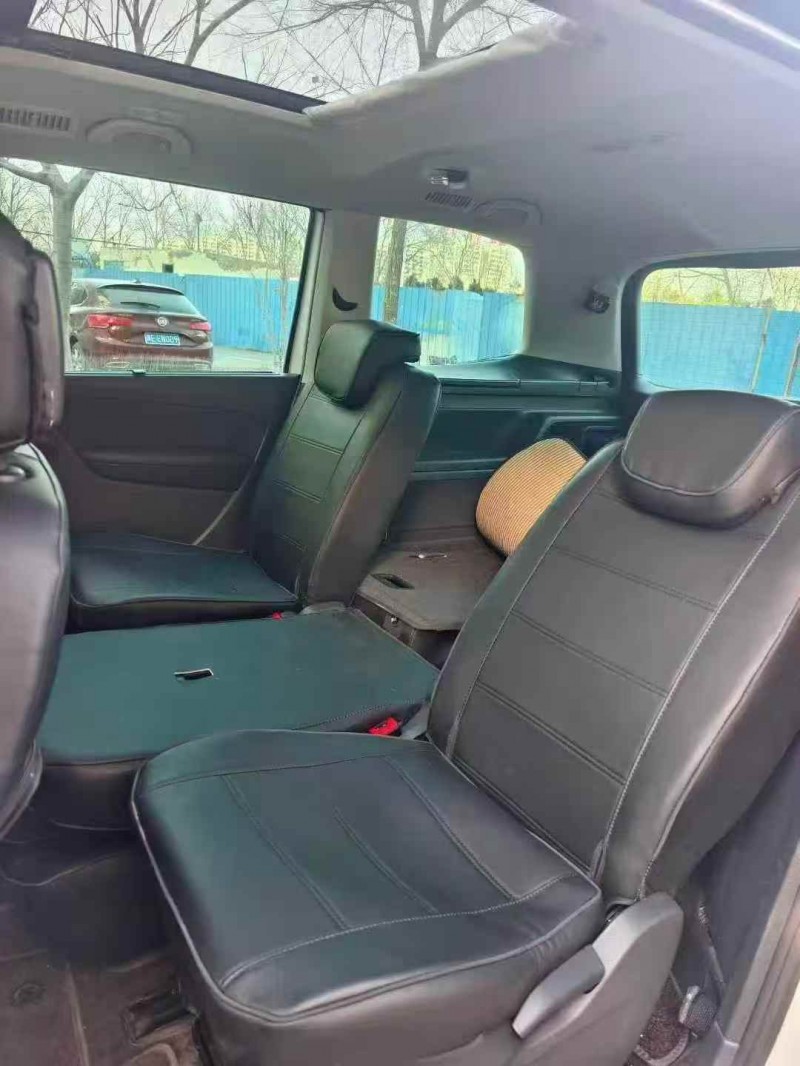 安阳17年大众夏朗6