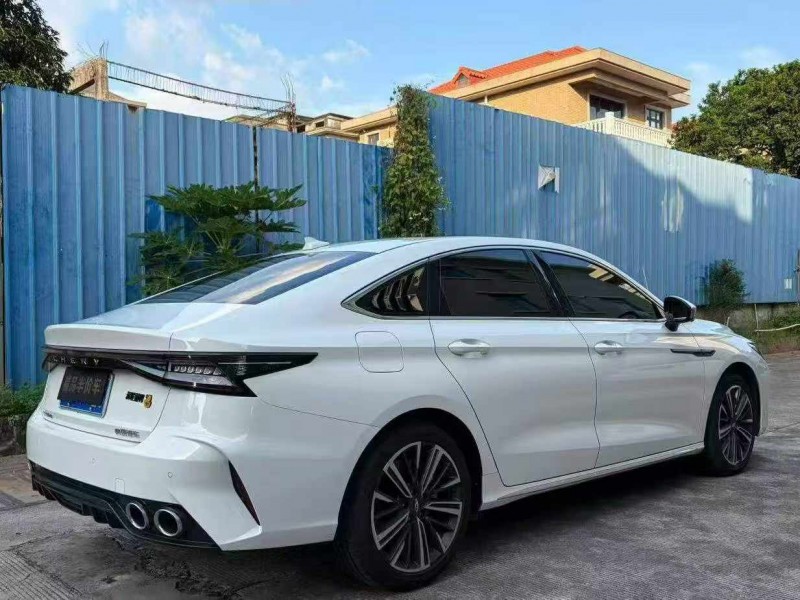 东莞25年奇瑞艾瑞泽9