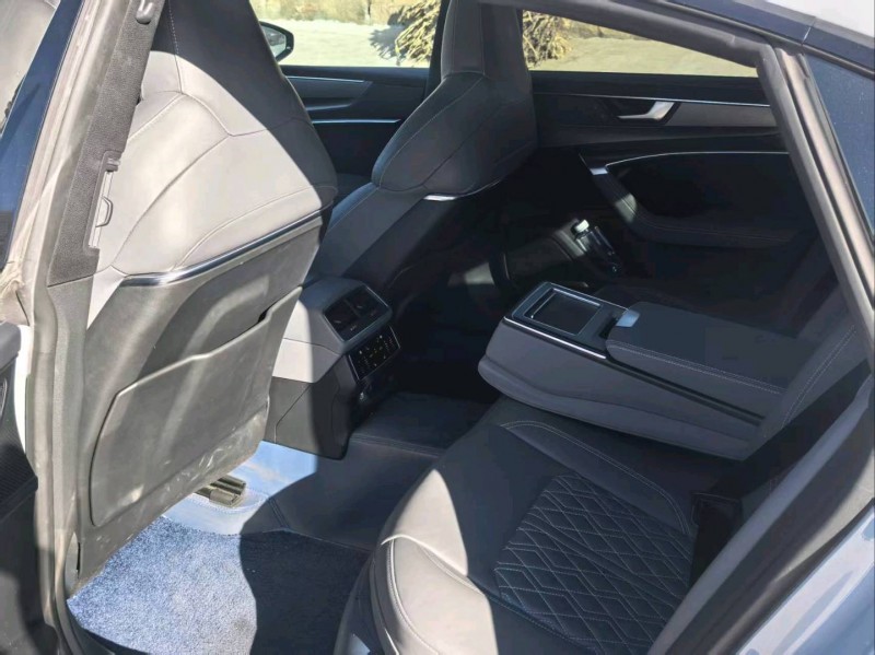 青岛24年奥迪A7L4