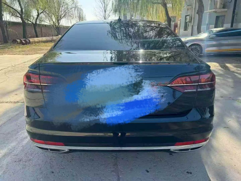 邯郸20年大众辉昂8