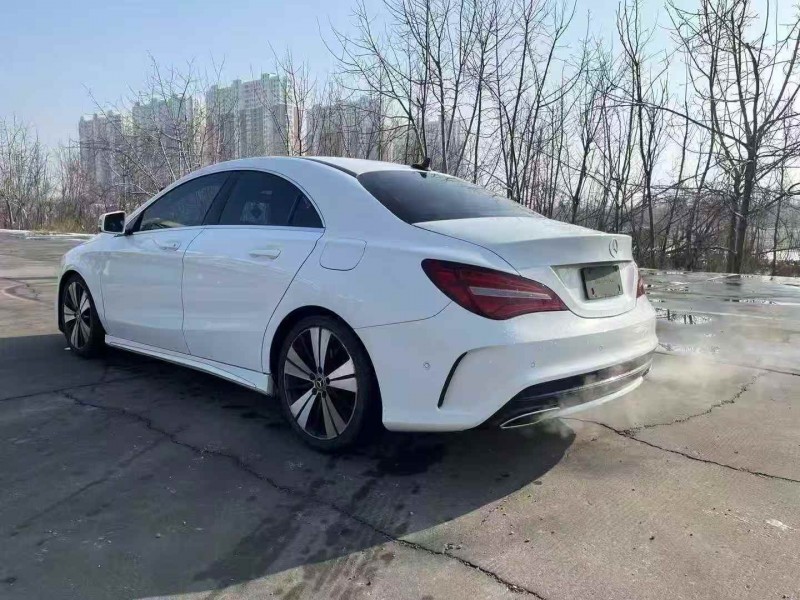 安阳18年奔驰CLA5