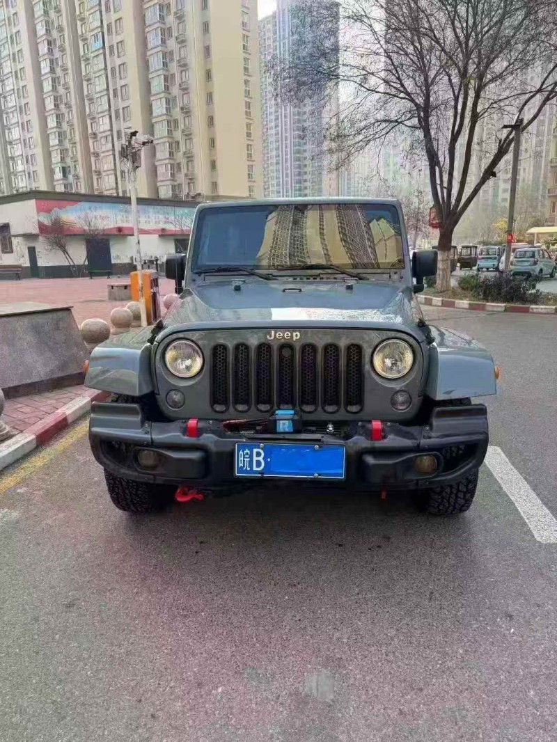 安阳15年Jeep牧马人1