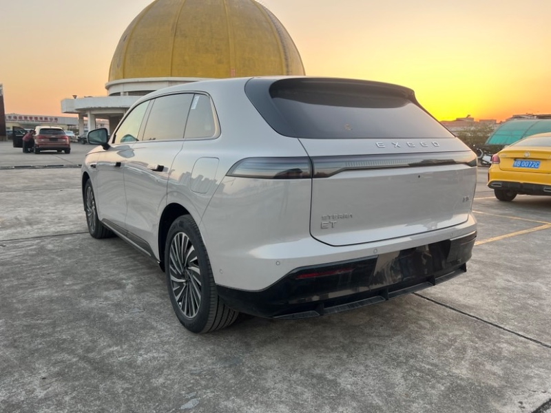 东莞25年奇瑞星途8