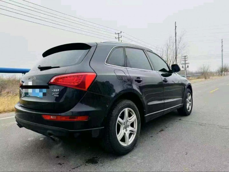 青岛13年奥迪Q58