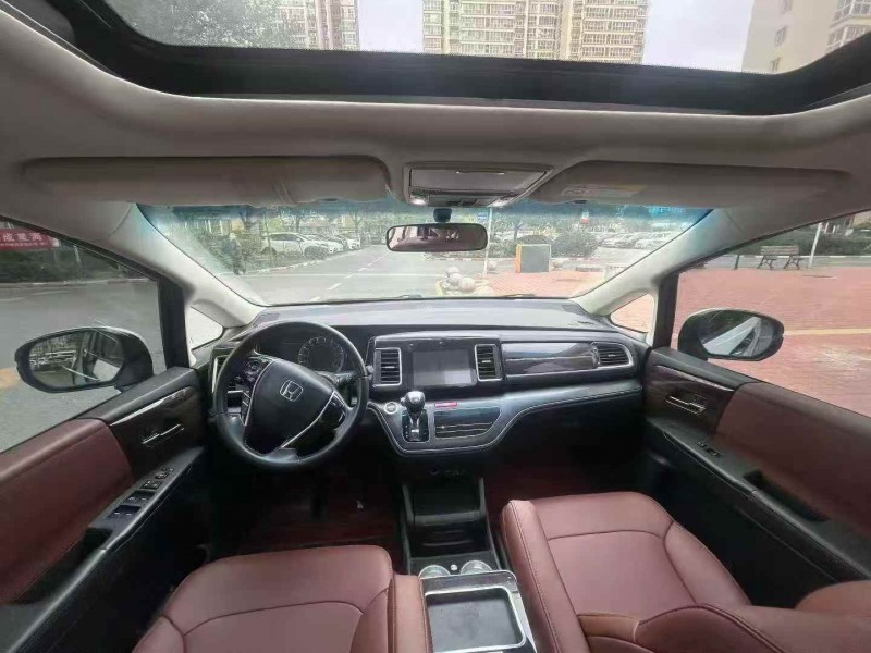 安阳17年本田艾力绅7