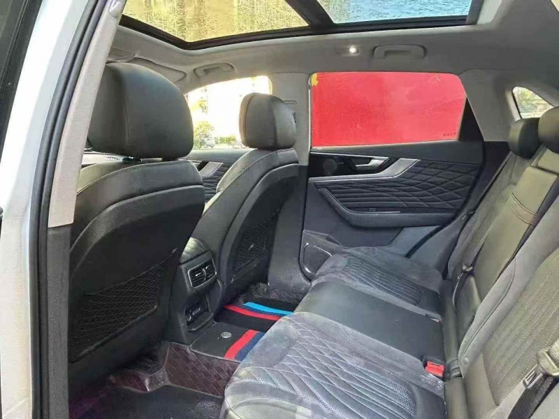 安阳22年红旗HS56