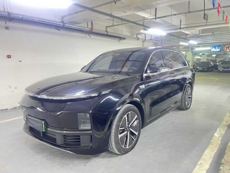 成都25年理想L82