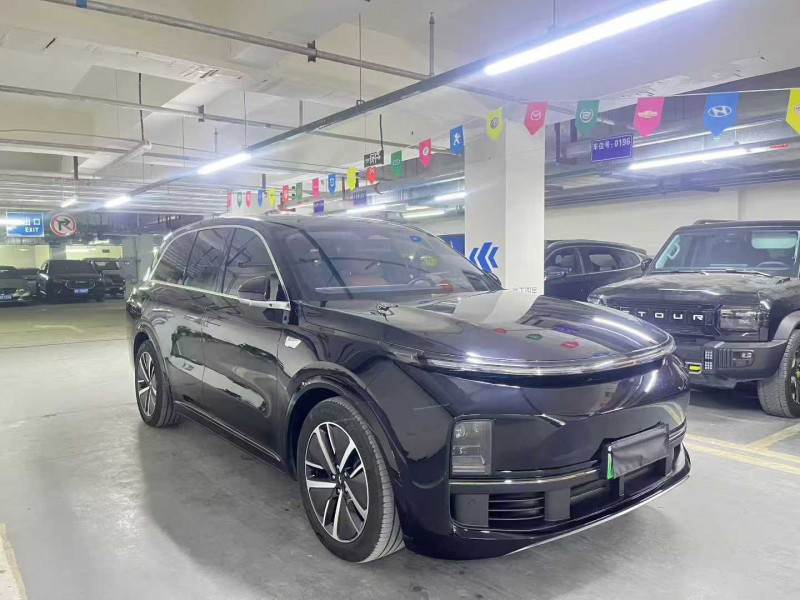 成都25年理想L83