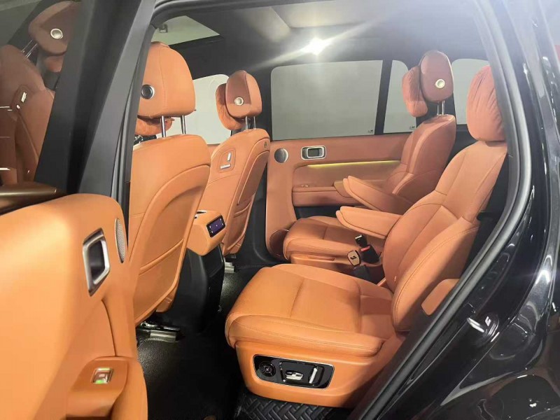 成都25年理想L85