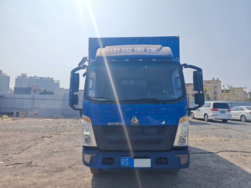 东莞21年卡车系列重汽豪沃1