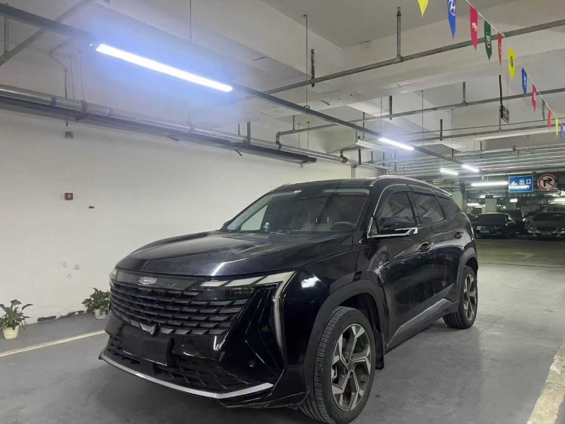 成都24年吉利博越2