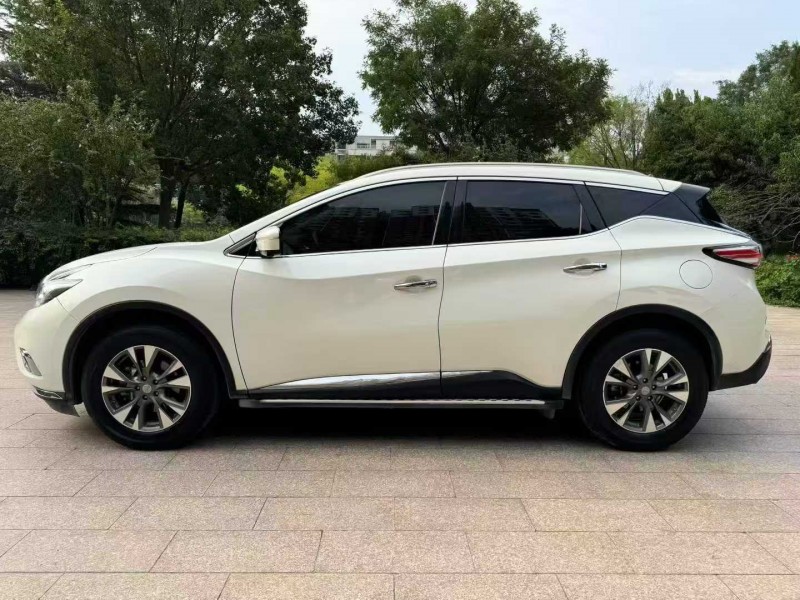 邢台20年日产楼兰2