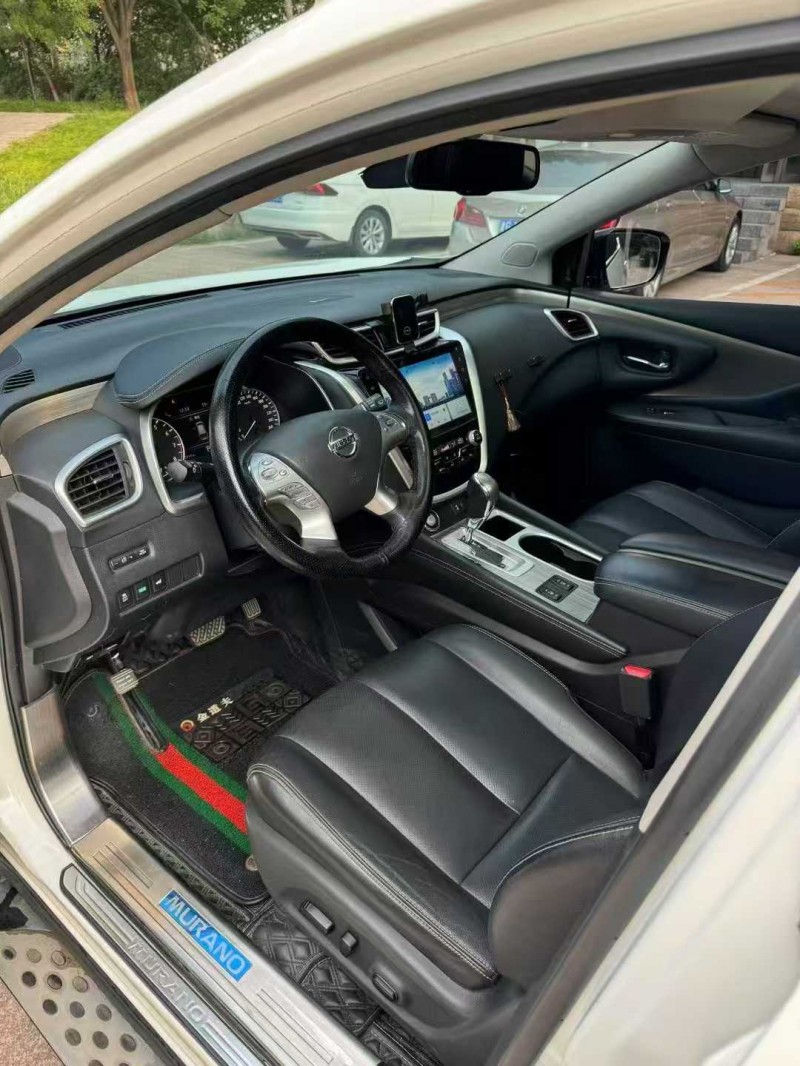 邢台20年日产楼兰3