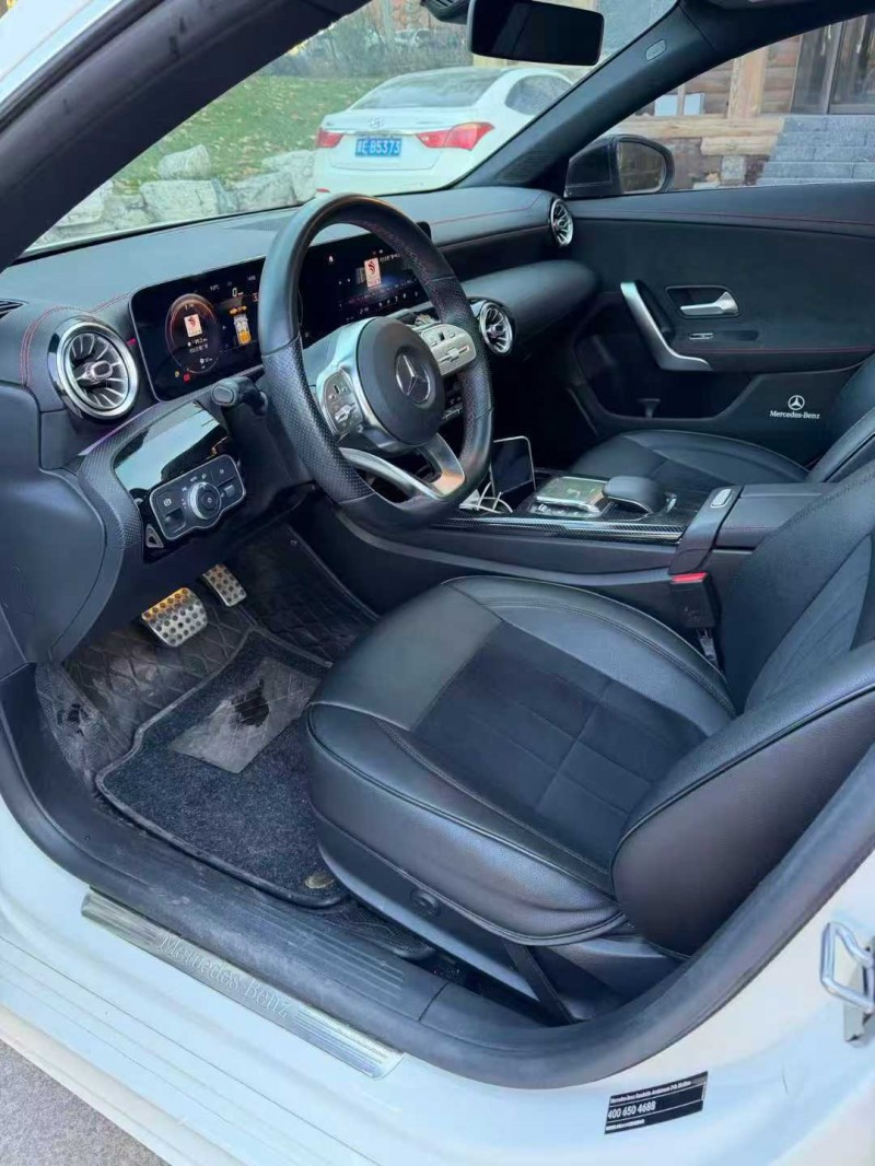 邢台16年奔驰CLA3