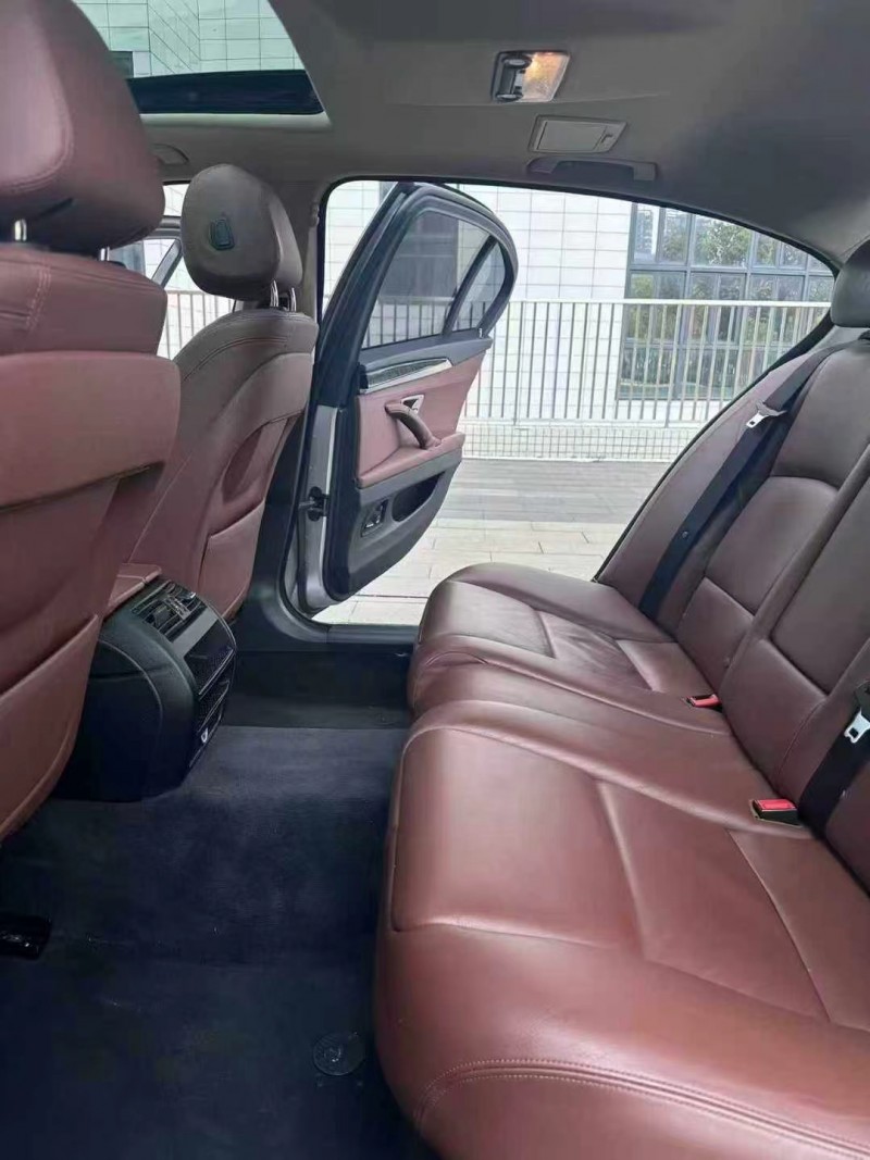 佛山16年宝马5系6