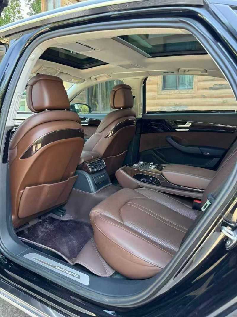 邢台16年奥迪A8L3