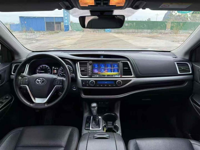 北海20年丰田汉兰达6