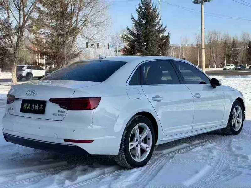 吉林18年奥迪A4L3