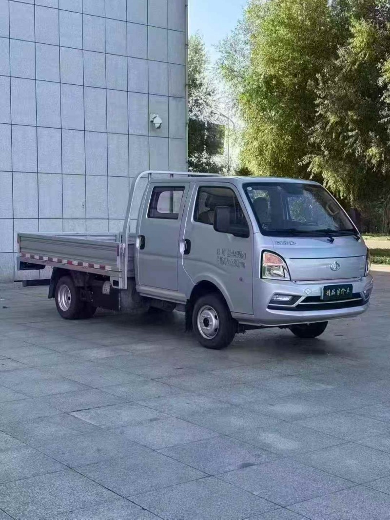 吉林25年长安汽车跨越王2