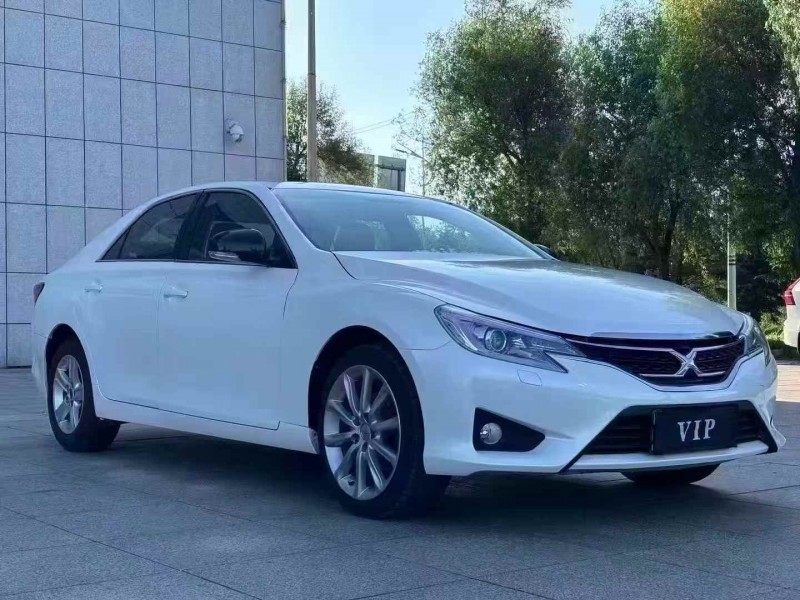 吉林17年丰田锐志3