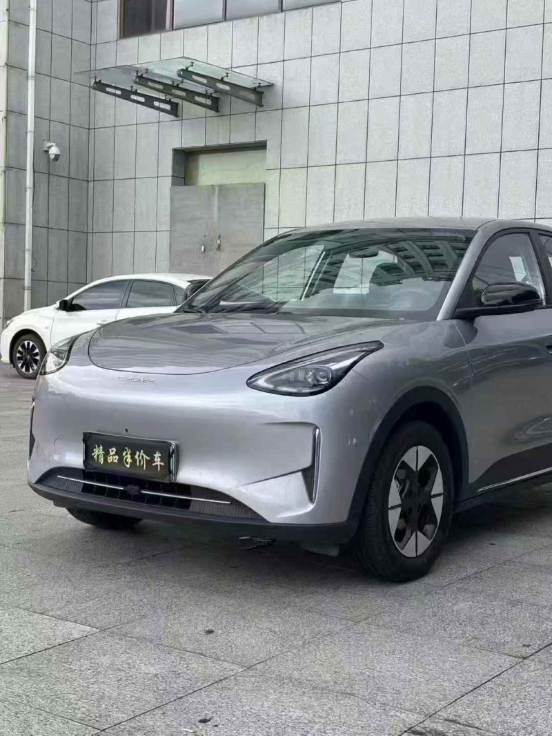 吉林25年吉利银河3