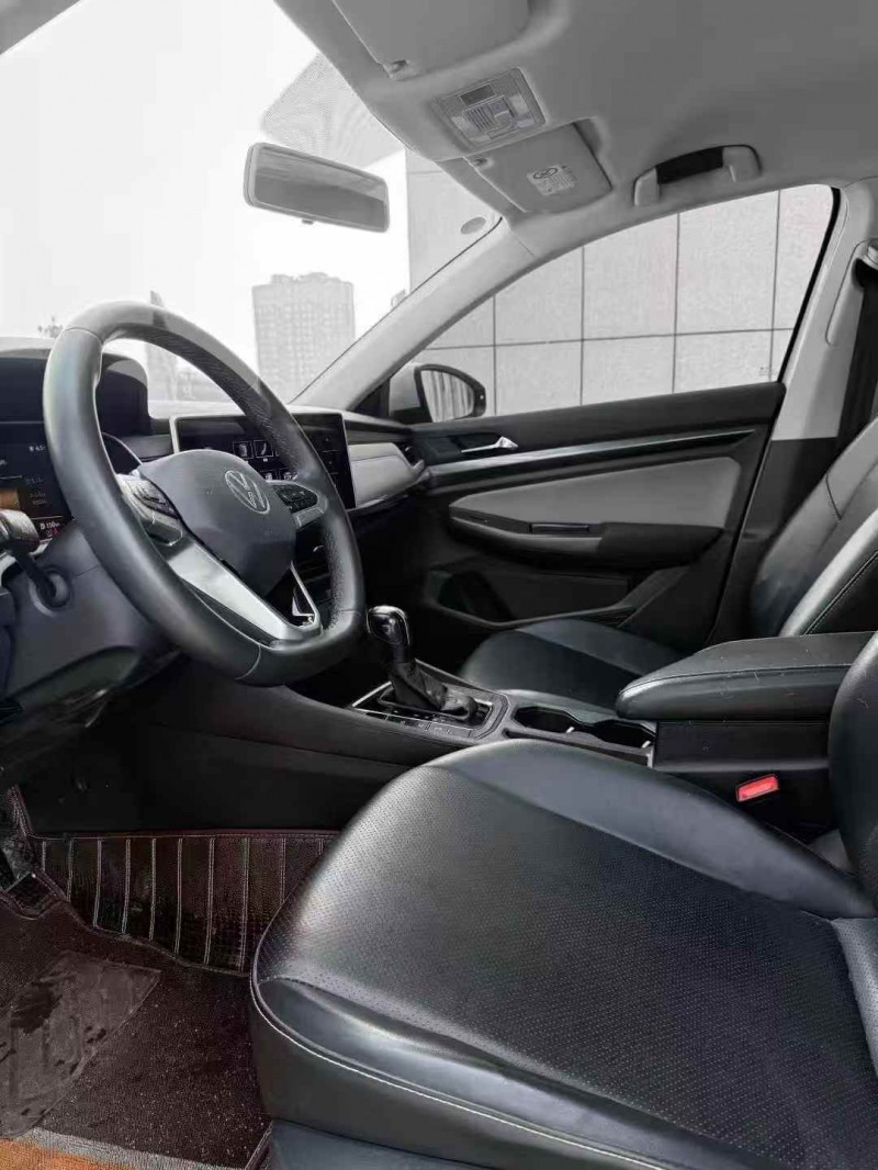 吉林23年大众宝来7