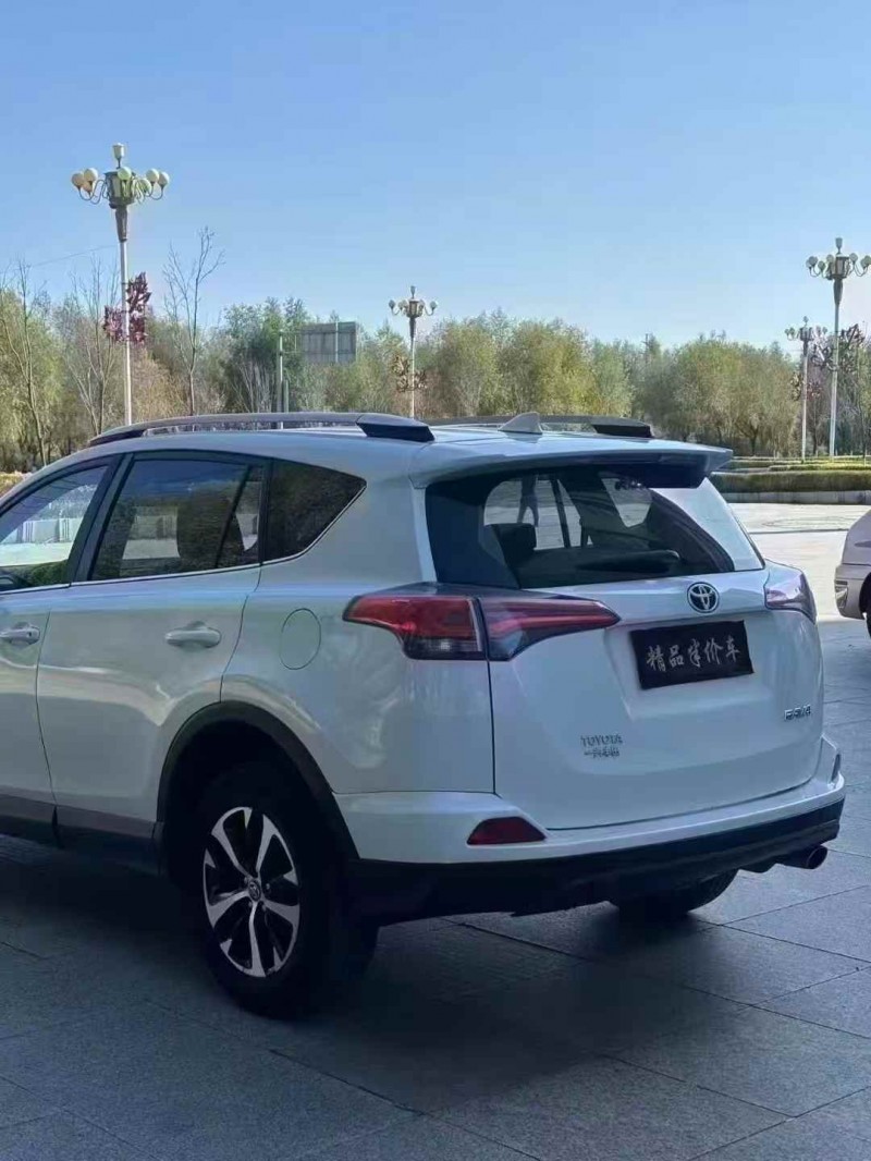 吉林18年丰田RAV44