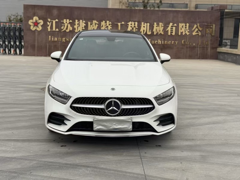 徐州22年奔驰A1