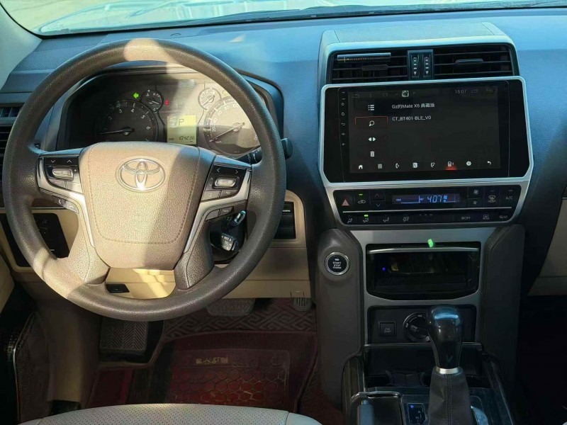 赤峰20年丰田普拉多5