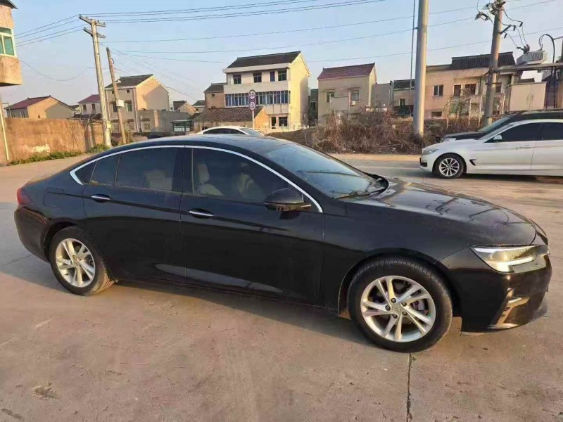 淮安20年别克君威3