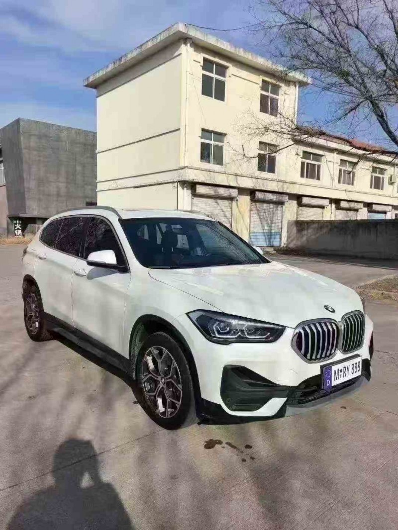 东营22年宝马X12