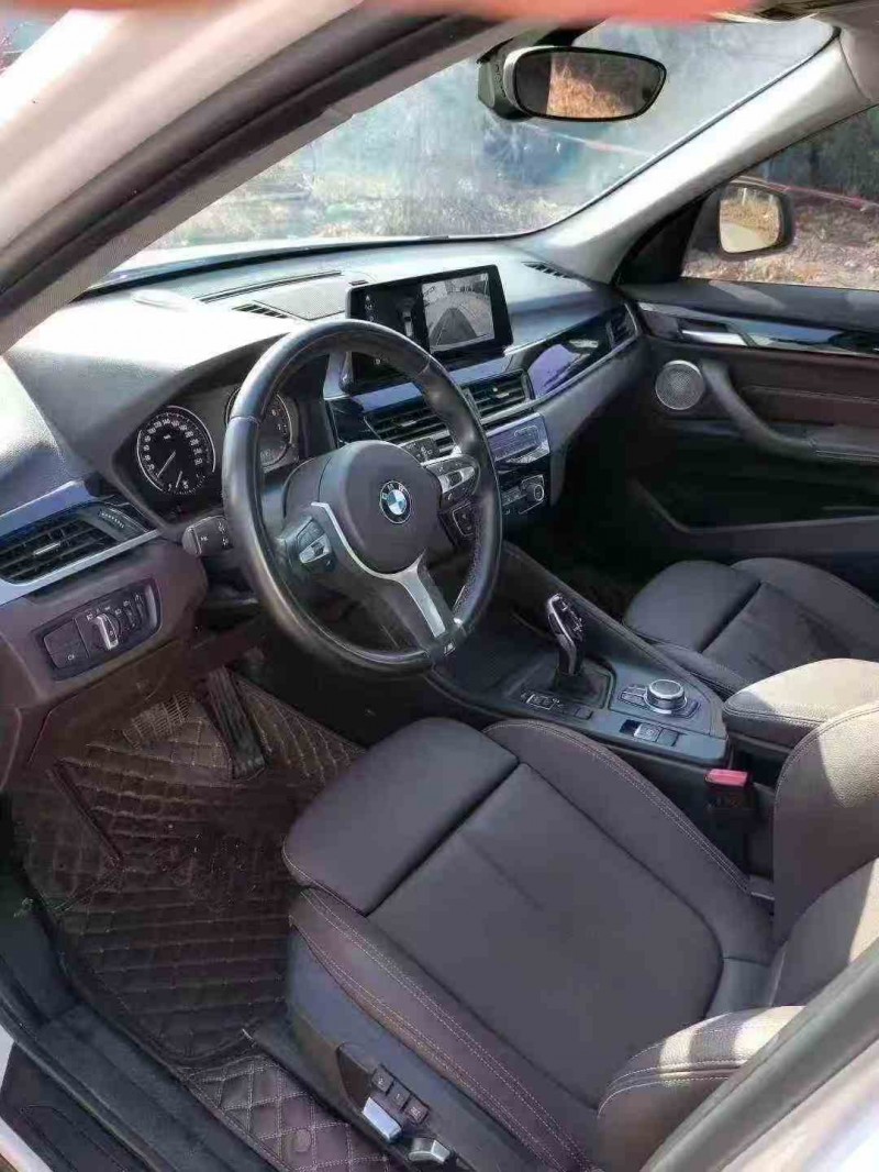 东营22年宝马X16