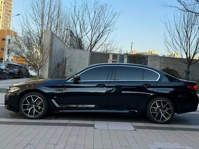 徐州22年宝马5系8