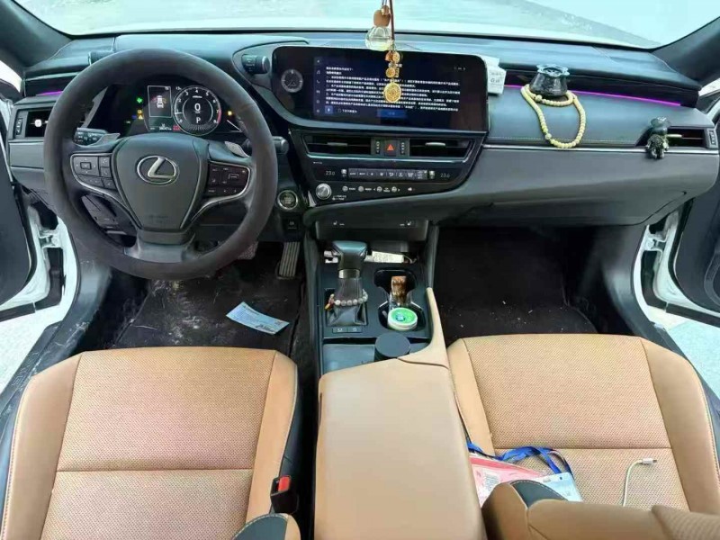 常州22年雷克萨斯ES4