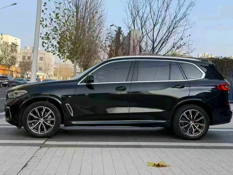 徐州23年宝马X58