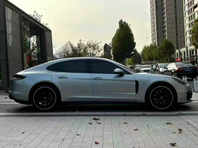 徐州22年保时捷帕拉梅拉7