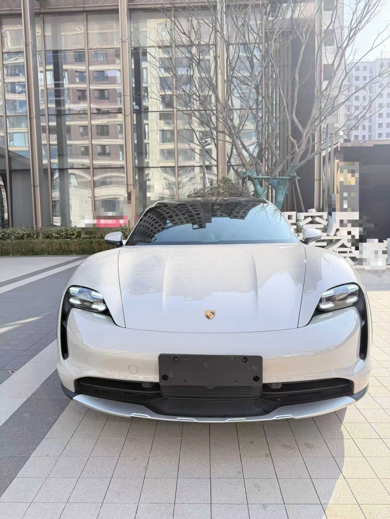 徐州23年保时捷Taycan1